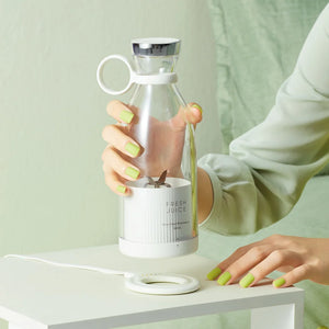 Kibby's Blendie; No 1 Portable Blender With Wireless Charging