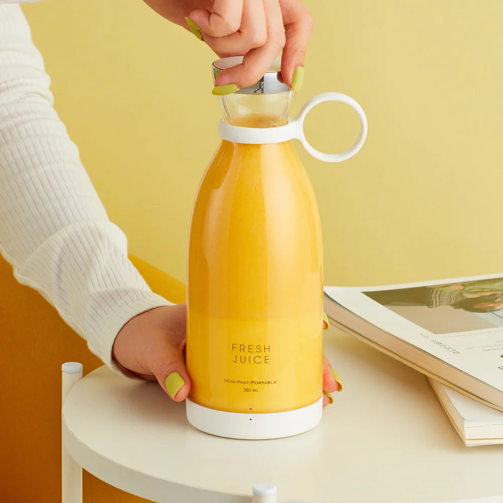 Kibby's  Blendie; No 1 Portable Blender With Wireless Charging